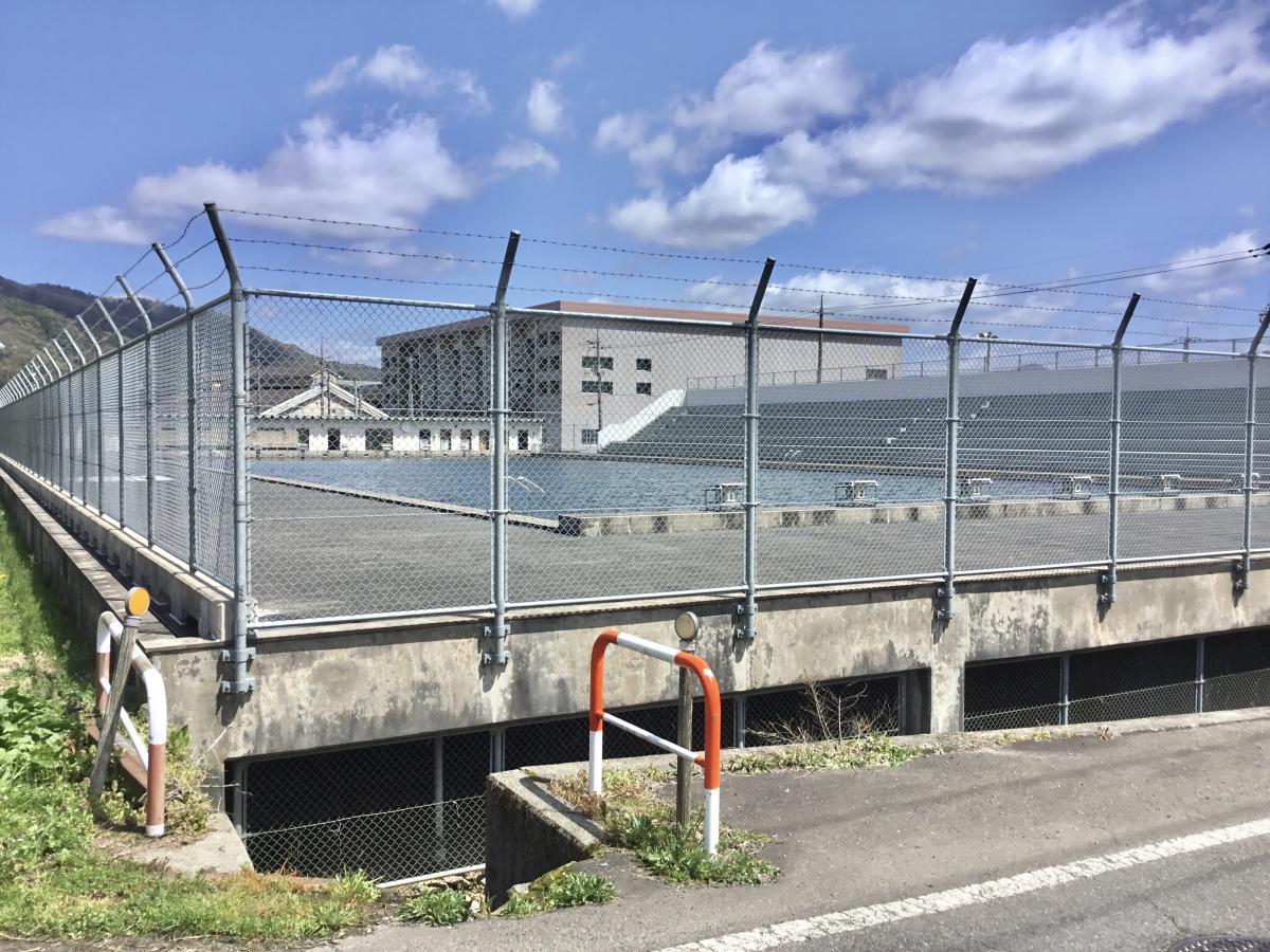 鳥取市河原市民プール