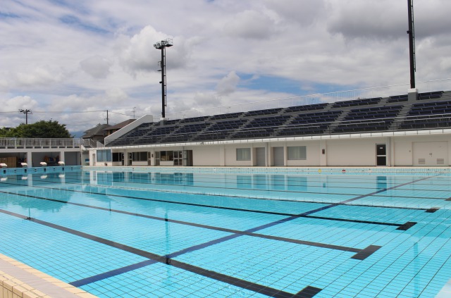 福島市中央市民プール