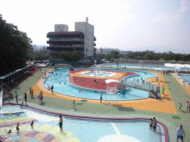 桑名市民プール