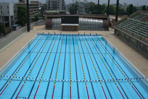 青木町公園総合運動場市民プール