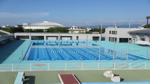 末広屋外水泳プール