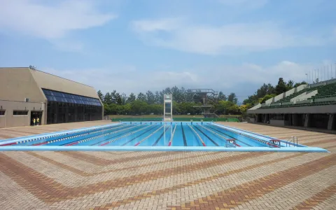 松任総合運動公園水泳プール