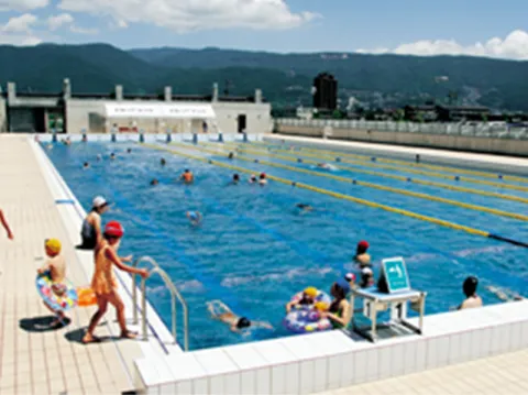 すわっこランド