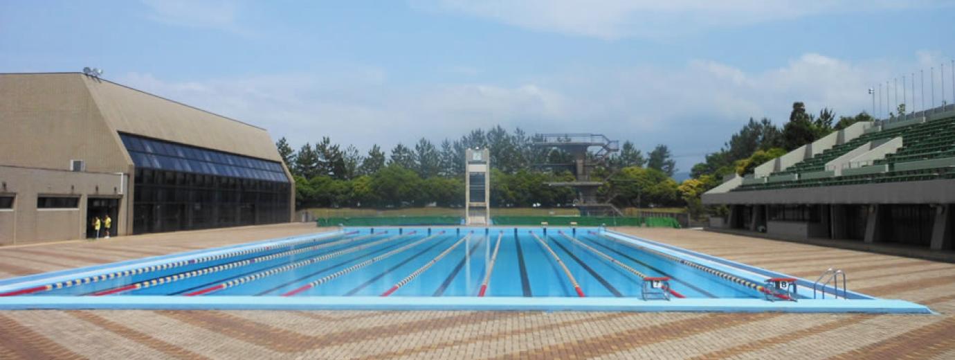 松任総合運動公園水泳プール