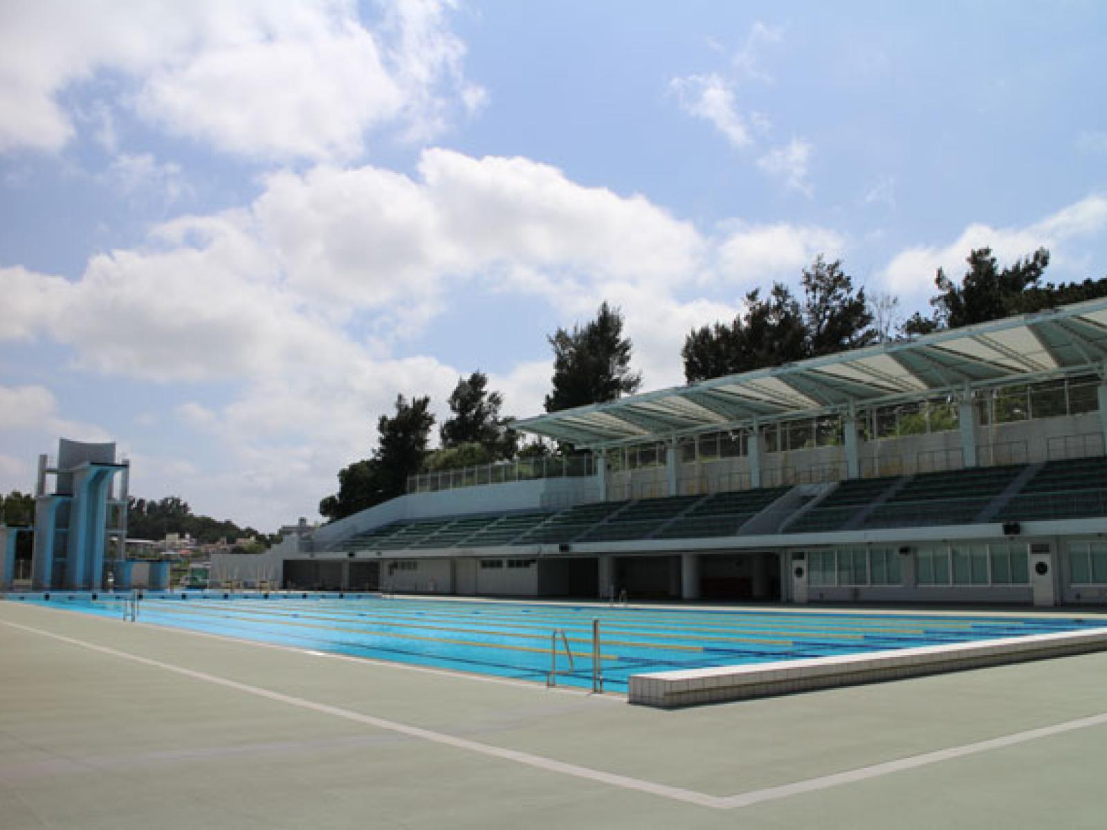 奥武山公園水泳プール